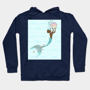 Beautiful Black Mermaid And Pearl Hoodie